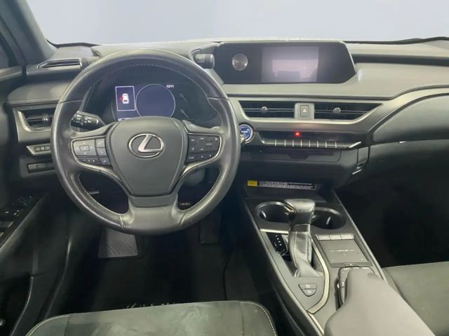 Lexus UX 250h Style Edition