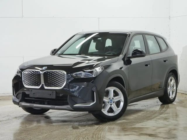 BMW iX1 xDrive30