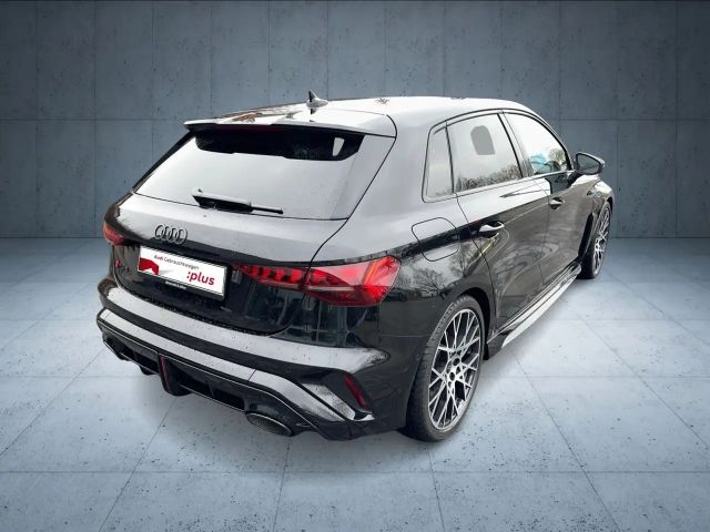 Audi RS3 Sedan