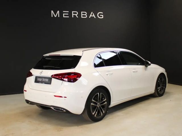 Mercedes-Benz A 180 Progressive