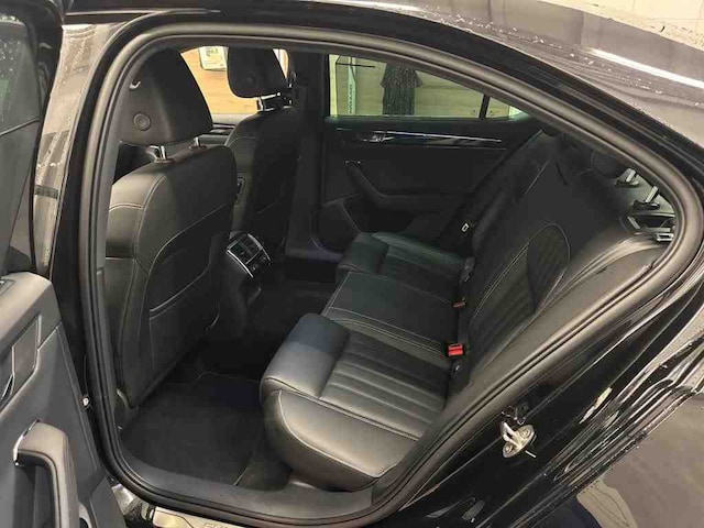 Skoda Superb 1.4 TSI Laurin & Klement iV