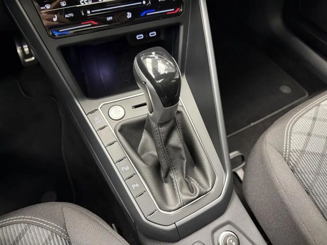 Volkswagen Taigo 1.5 TSI DSG R-Line