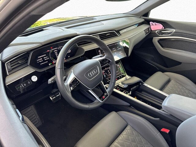 Audi Q8 e-tron 55 Quattro S-Line