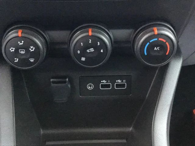 Mitsubishi Colt Basis  1,0 l Benziner 5MT