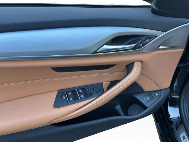 BMW 530 530e Touring