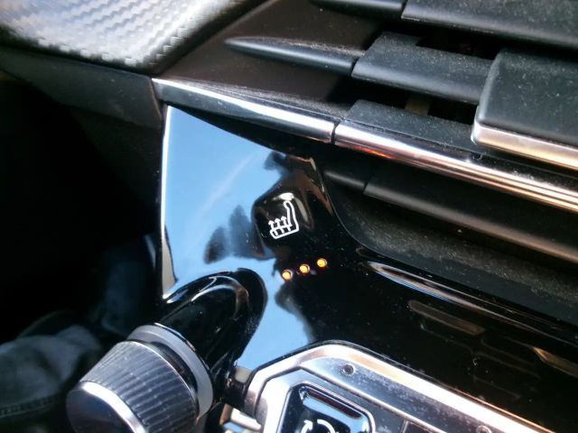 Peugeot E-208 Active Pack