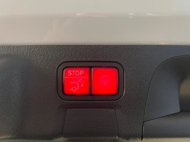 Mercedes-Benz CLA 200 AMG Line Shooting Brake