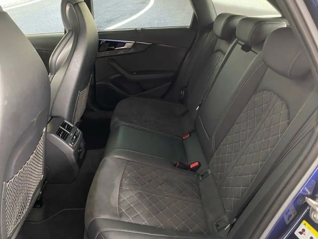 Audi S4 Avant Quattro