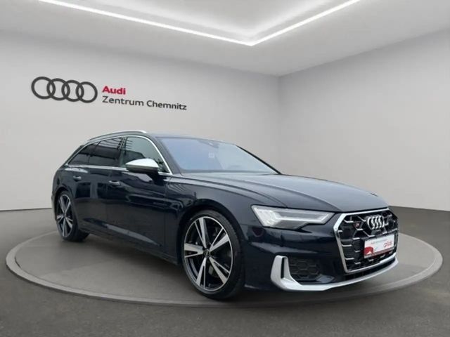 Audi S6 Avant