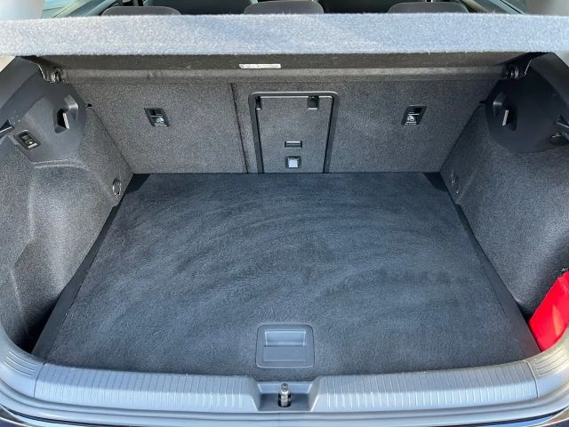 Volkswagen Golf 2.0 TDI DSG Golf VIII