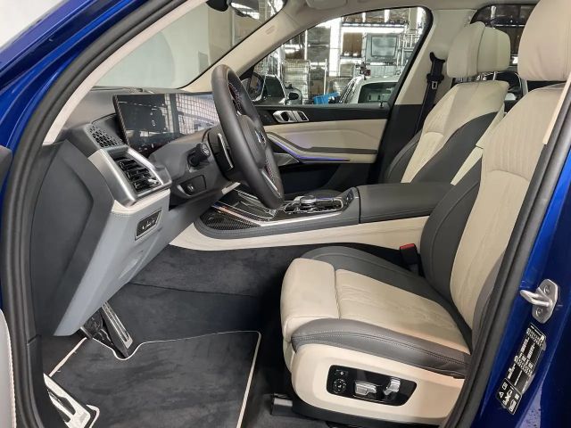 BMW X7 60i Panorama Glasdach Sky-Lounge | Sitzbelüftung |