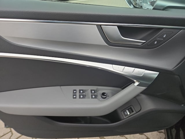 Audi S6 Avant Quattro