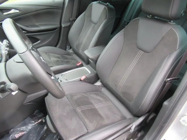 Opel Astra Sports Tourer Ultimate