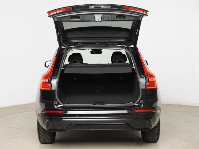 Volvo XC60 AWD Business Dark Plus