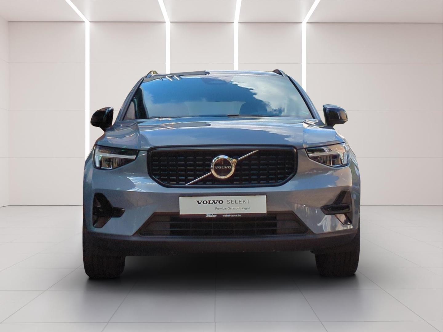 Volvo XC40 Dark Plus