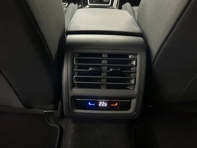 Volkswagen Golf Business GTE eHybrid