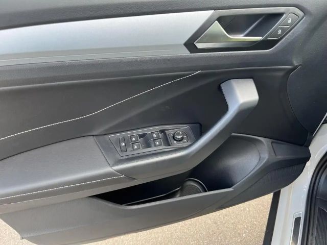 Volkswagen T-Roc DSG Life