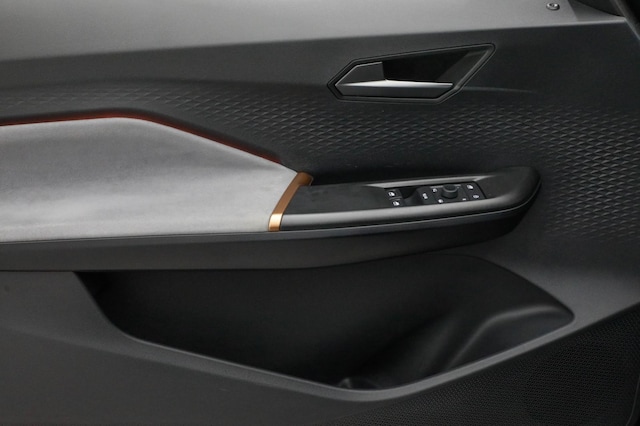 Cupra Born Born 62kW ACC Wärmepumpe Kamera SHZ Pano CarPlay