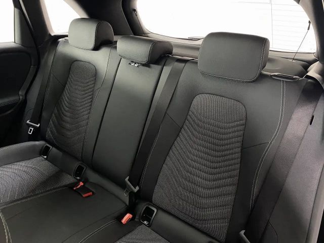 Mercedes-Benz B 200 Progressive