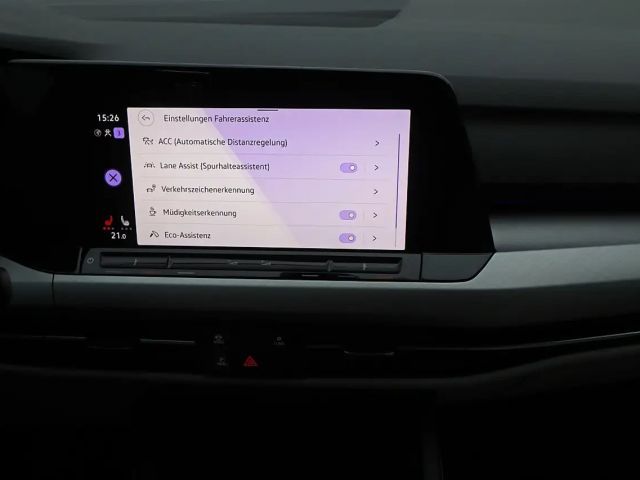 Volkswagen Golf Life Variant