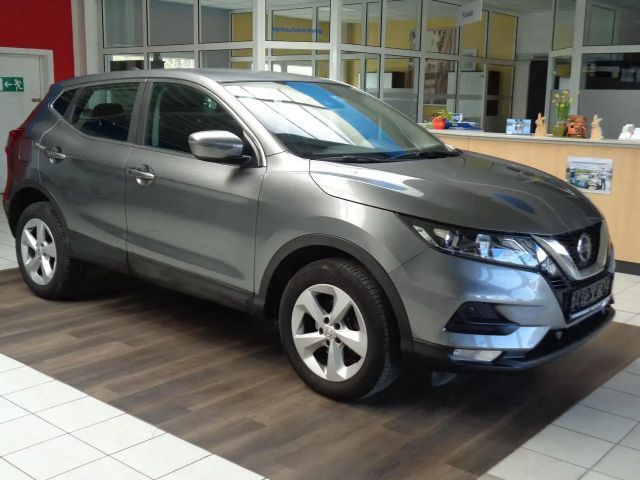 Nissan Qashqai 1.3 DIG Shiro.Navi.Temp.SHZ.R.-Kamera.