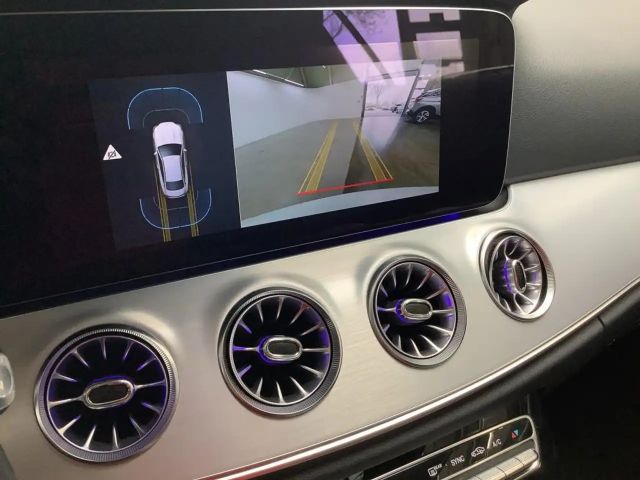 Mercedes-Benz E 220 AVANTGARDE Coupé E 220 d