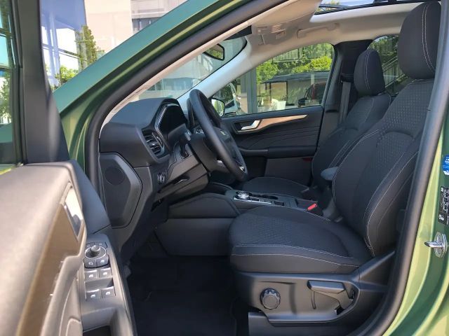 Ford Kuga Hybrid Titanium