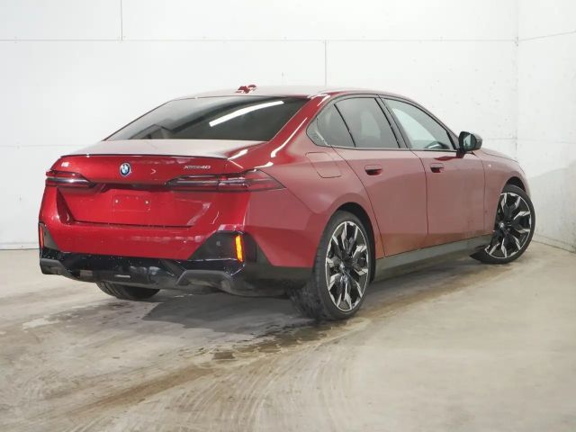 BMW i5 M-Sport Sedan