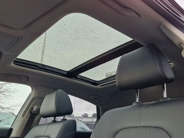 Honda Civic Advance Hybrid e:HEV