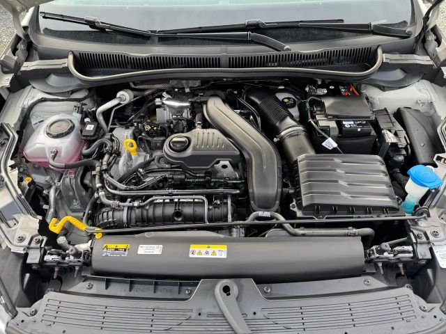 Volkswagen Taigo 1.5 TSI DSG Style