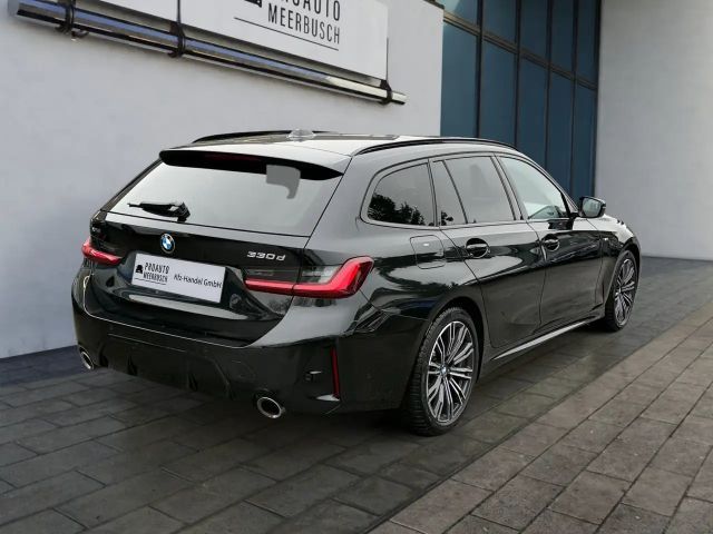 BMW 330 330d M-Sport xDrive