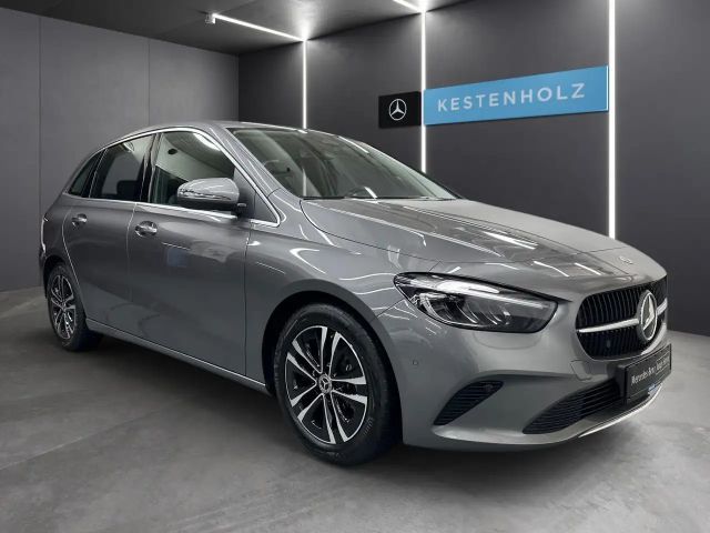 Mercedes-Benz B 200 Progressive Sedan