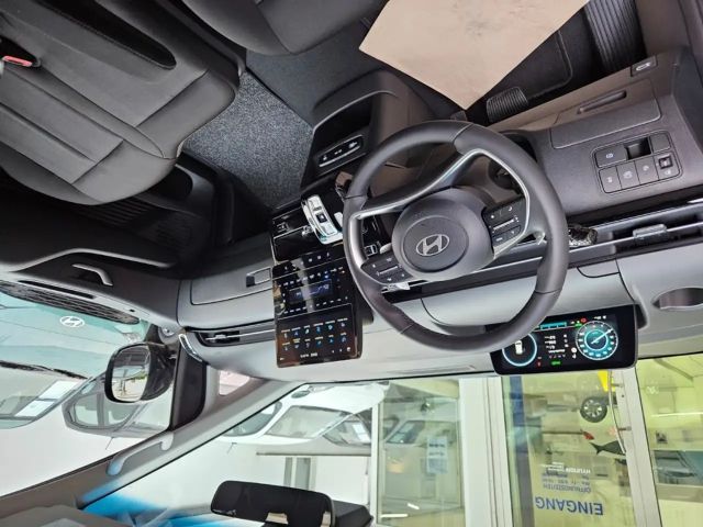 Hyundai Staria Trend