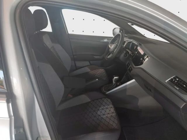 Volkswagen Taigo 1.0 TSI DSG R-Line