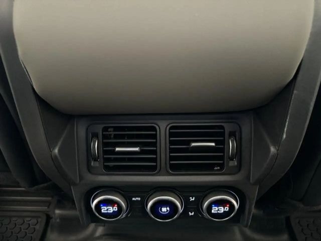 Land Rover Defender 110 D200 S