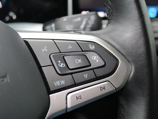 Volkswagen Golf ACT DSG Life Variant