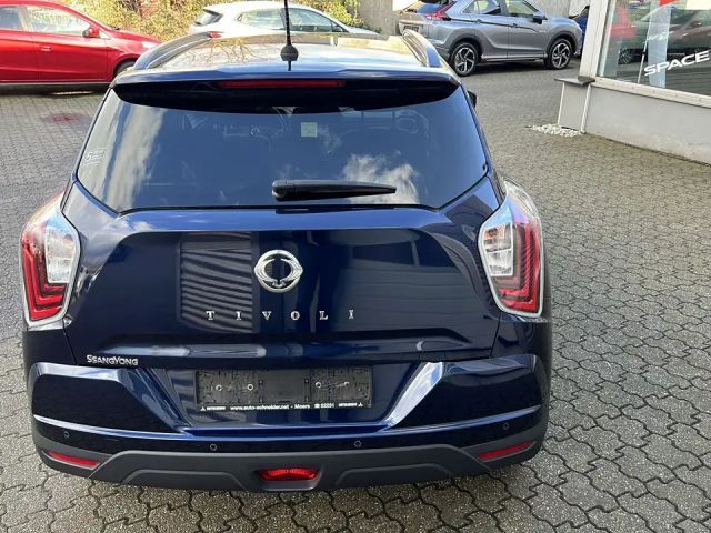 SsangYong Tivoli 2WD Sapphire
