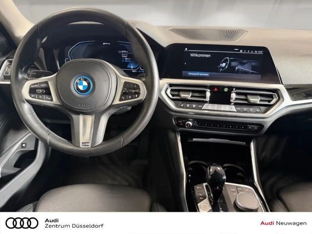 BMW 320 320e Advantage pakket Sedan