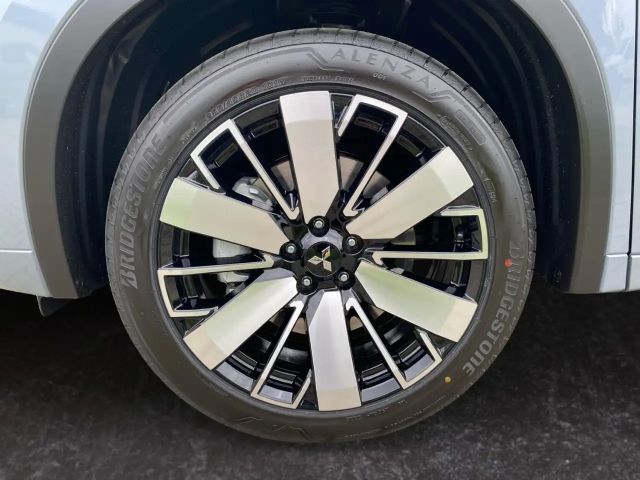 Mitsubishi Outlander Top 2.4 Automatik ACC PDC FLA STH LED