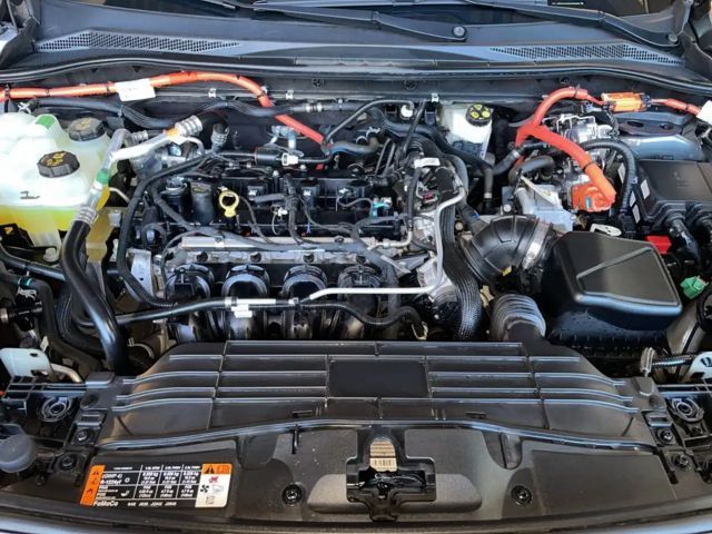 Ford Kuga Plug in Hybrid ST Line X