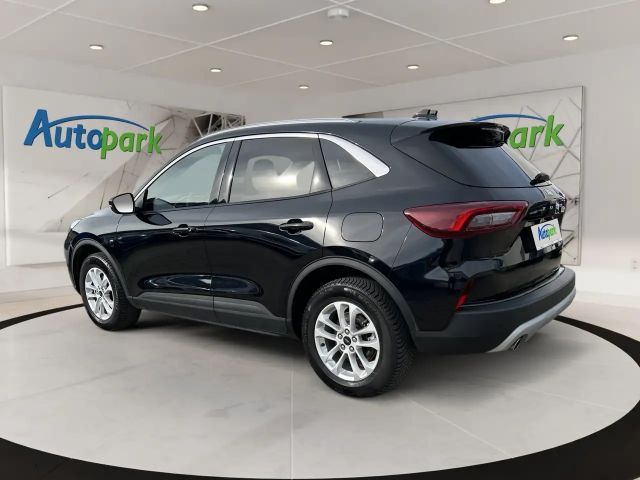 Ford Kuga AWD Titanium