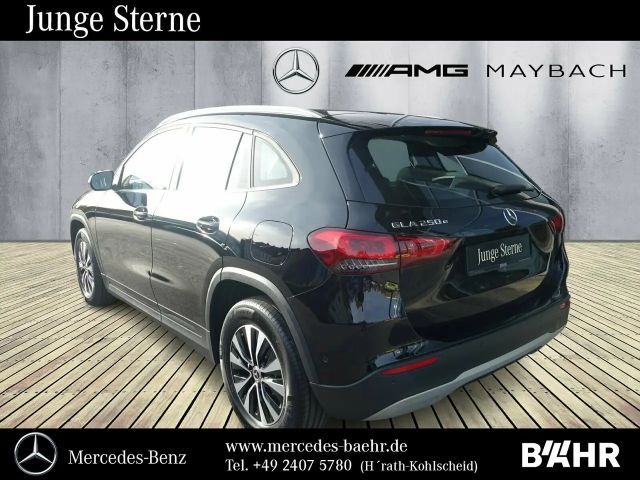 Mercedes-Benz GLA 250 GLA 250 e Style