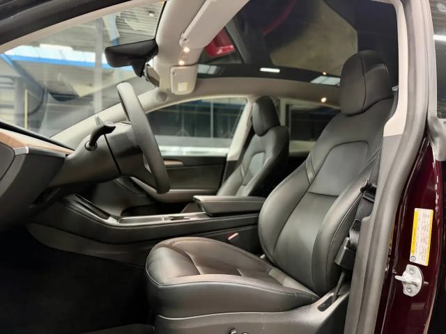 Tesla Model Y Dual Motor Long Range