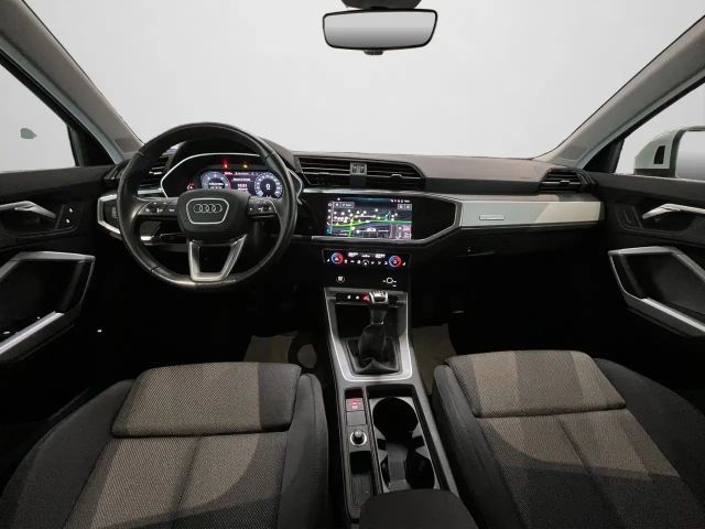 Audi Q3 35 TDI