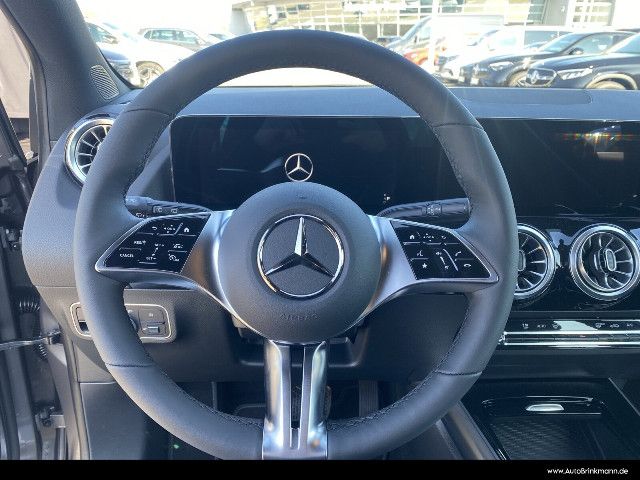 Mercedes-Benz B 180 Sedan