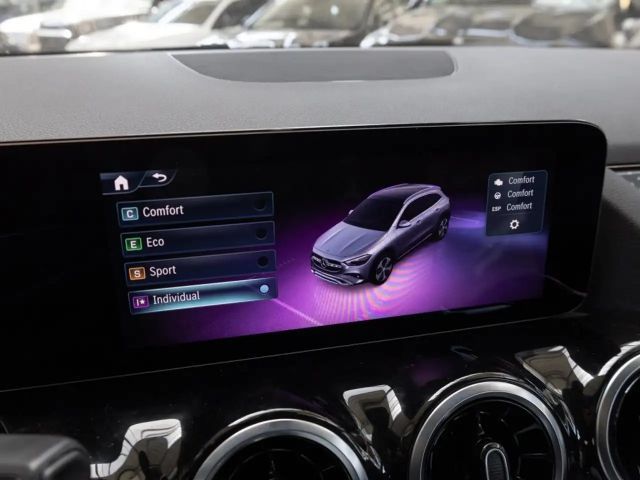 Mercedes-Benz GLA 180 Progressive