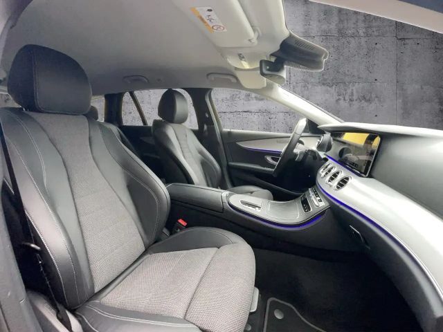 Mercedes-Benz E 200 AMG Line E 200 d Estate