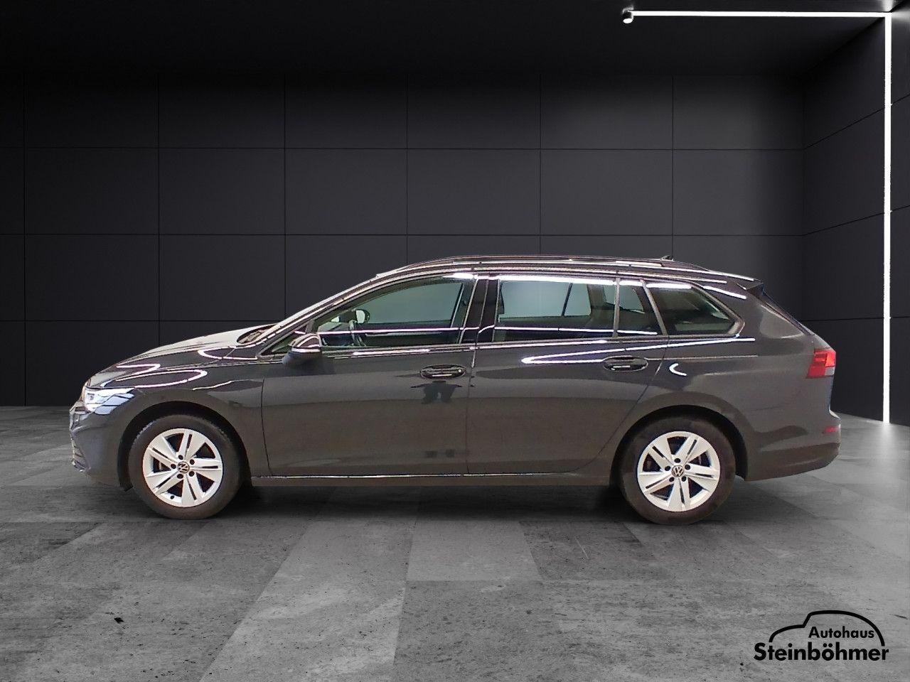 Volkswagen Golf 1.5 eTSI DSG Life Variant