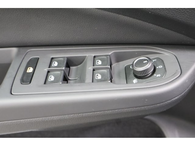 Volkswagen Golf 1.5 eTSI DSG Golf VIII