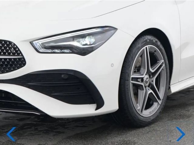 Mercedes-Benz CLA 200 AMG Line